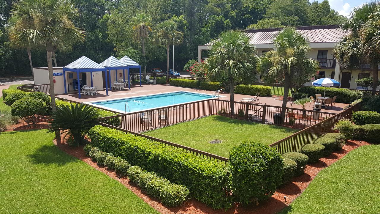 Days Inn By Wyndham Jacksonville Airport Dış mekan fotoğraf