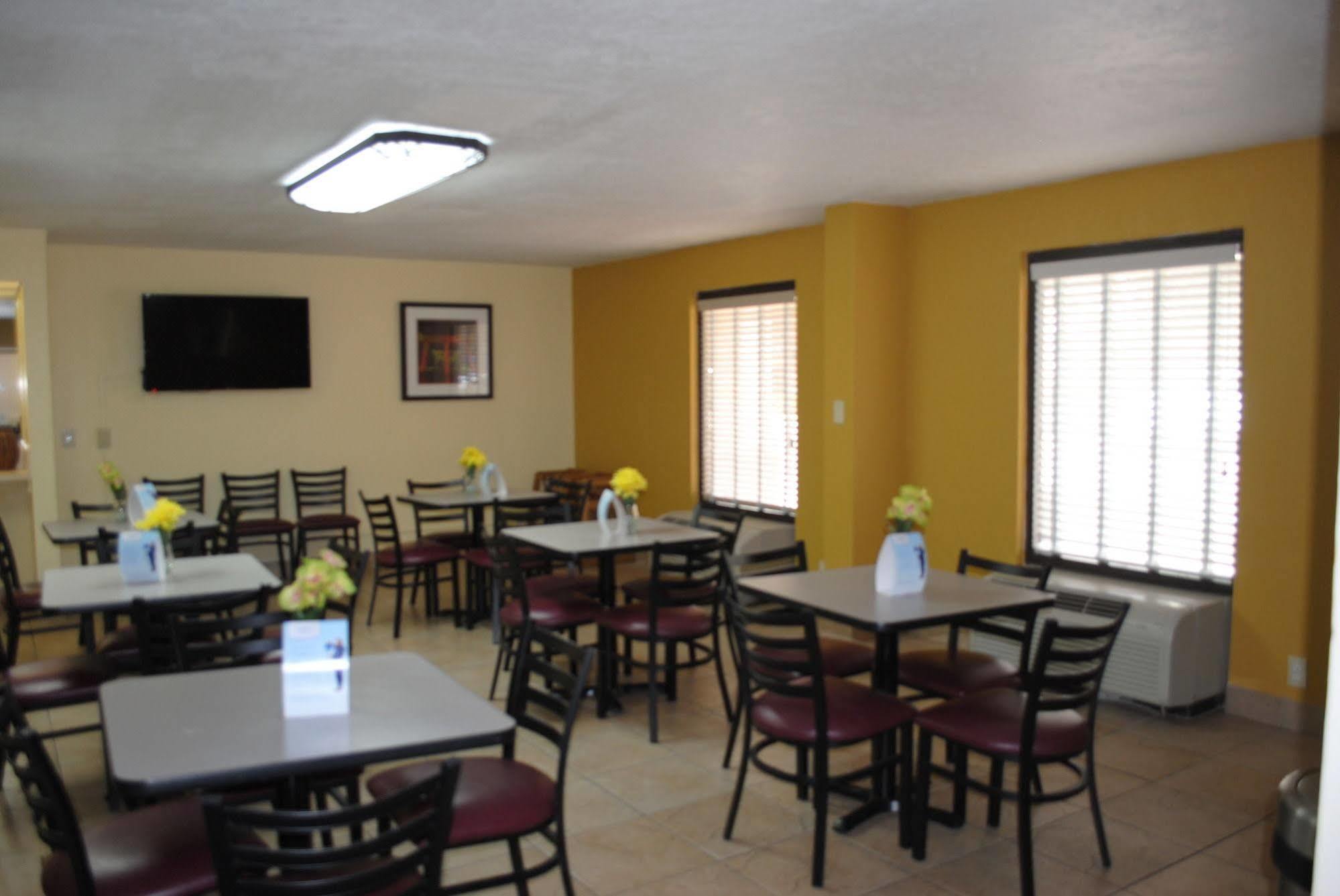 Days Inn By Wyndham Jacksonville Airport Dış mekan fotoğraf