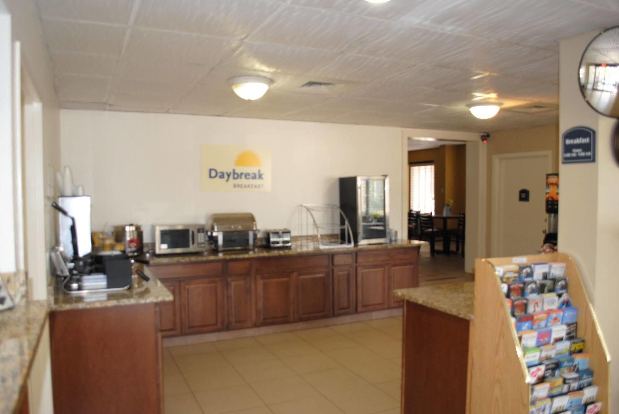 Days Inn By Wyndham Jacksonville Airport Dış mekan fotoğraf